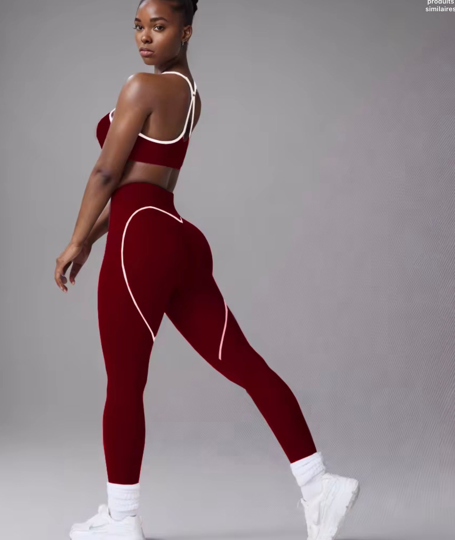 Ensemble de sport seamless « Kaylie Fit » – Legging & brassière effet seconde peau